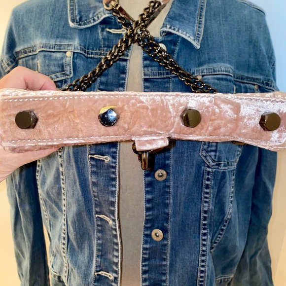 *SOLD* Rebecca Minkoff Blush Velvet MAC Crossbody - Picture 3 of 4